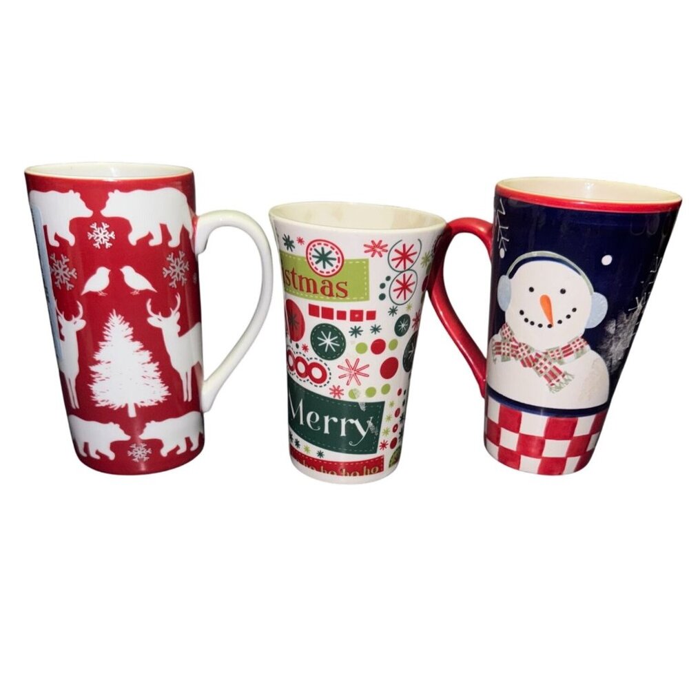 Set Of 3 Christmas Themed Porcelain Mugs